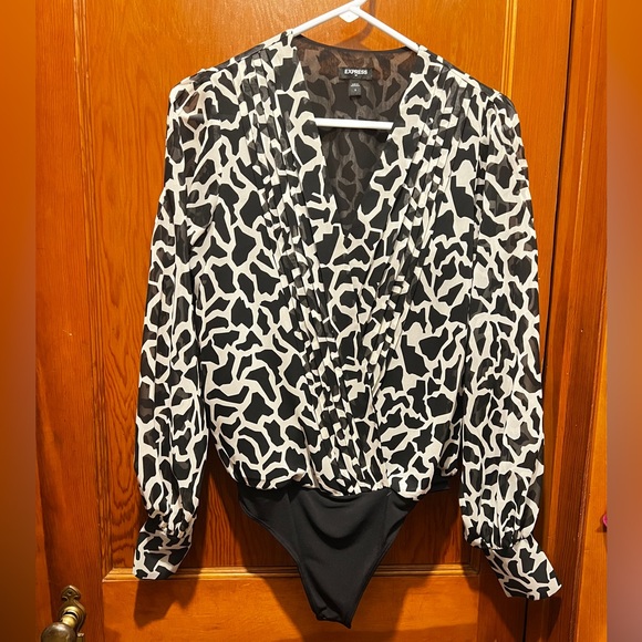 Express Bodysuit - Picture 2 of 2